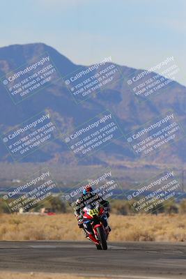 media/Dec-17-2023-CVMA (Sun) [[bf0c04832d]]/Race 2 Amateur Supersport Open/